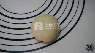 <a href=/shicai/mimian/HongDou/index.html target=_blank><u>红豆</u></a>沙酥粒<a href=/shicai/mimian/MianBao/index.html target=_blank><u>面包</u></a>