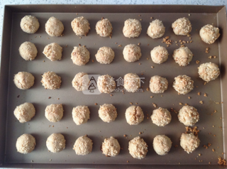 <a href=/shicai/guopin/HuaSheng/index.html target=_blank><u>花生</u></a>小酥