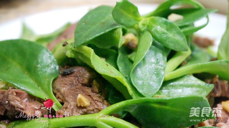 鲜蔬拌<a href=/shicai/rouqin/NiuRou/index.html target=_blank><u>牛肉</u></a>的做法