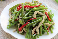 <a href=/shicai/shucai/KongXinCai/index.html target=_blank><u>空心菜</u></a>的做法