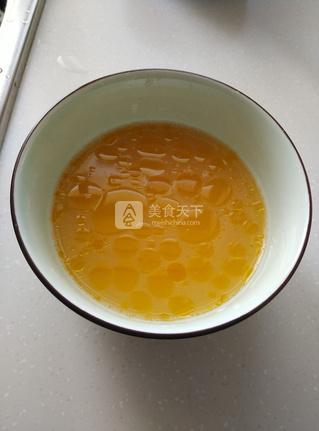 <a href=/shicai/rouqin/JiDan/index.html target=_blank><u>鸡蛋</u></a>糕