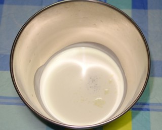 <a href=/shicai/guopin/MangGuo/index.html target=_blank><u>芒果</u></a>班戟