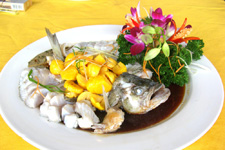 <a href=/shicai/shuichanpin/LuYu/index.html target=_blank><u>鲈鱼</u></a>怎么做好吃