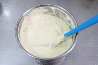 西柚<a href=zt/qifengdg target=_blank><u>戚风蛋糕</u></a>