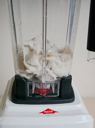 椰浆<a href=zt/qifengdg target=_blank><u>戚风蛋糕</u></a>