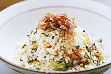 <a href=/shicai/rouqin/XianRou/index.html target=_blank><u>咸肉</u></a><a href=zt/caifan target=_blank><u>菜饭的做法大全</u></a>