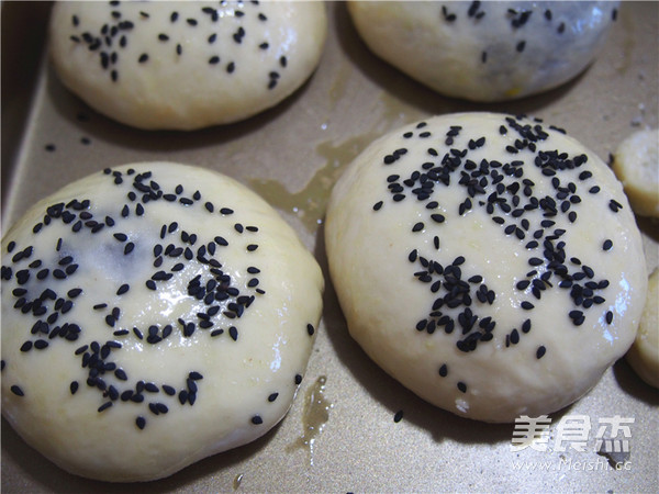 豆沙小餐包的做法