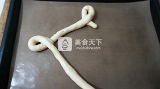 中国福<a href=/shicai/mimian/MianBao/index.html target=_blank><u>面包</u></a>