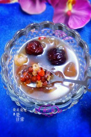 <a href=/shicai/mimian/HongDou/index.html target=_blank><u>红豆</u></a>薏仁营养汤