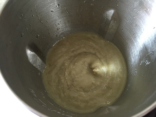 清凉<a href=/shicai/mimian/LvDou/index.html target=_blank><u>绿豆</u></a>沙糕