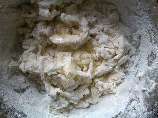 <a href=/shicai/shucai/ZiShu/index.html target=_blank><u>紫薯</u></a>酥饼