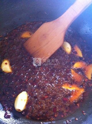 酸菜麻辣<a href=/shicai/mimian/DouFu/index.html target=_blank><u>豆腐</u></a>鱼