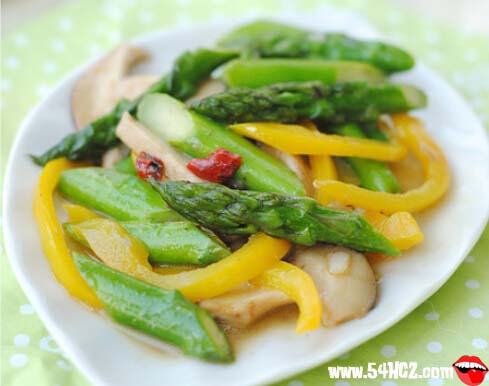 <a href=/shicai/shucai/LuSun/index.html target=_blank><u>芦笋</u></a>怎么吃