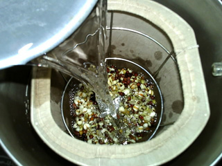 <a href=/shicai/mimian/CaoMi/index.html target=_blank><u>糙米</u></a><a href=/shicai/mimian/HongDou/index.html target=_blank><u>红豆</u></a>薏仁浆