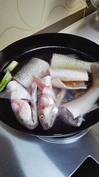 清炖<a href=/shicai/shuichanpin/SuoYu/index.html target=_blank><u>梭鱼</u></a>