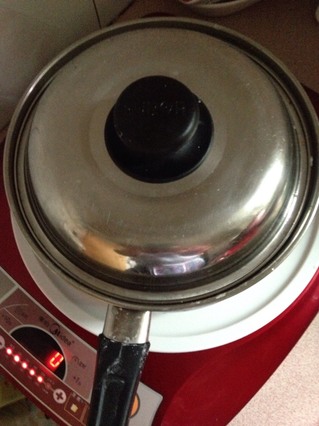 小猪<a href=/shicai/rouqin/XiongZhang/index.html target=_blank><u>熊掌</u></a>汤圆