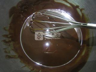 <a href=/shicai/mimian/QiaoKeLi/index.html target=_blank><u>巧克力</u></a>流心蛋糕