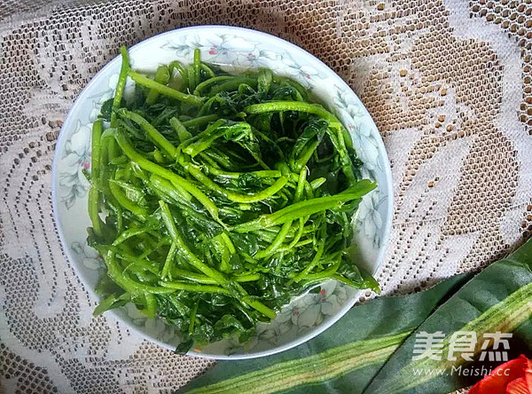 <a href=/shicai/shucai/XiYangCai/index.html target=_blank><u>西洋菜</u></a>的做法