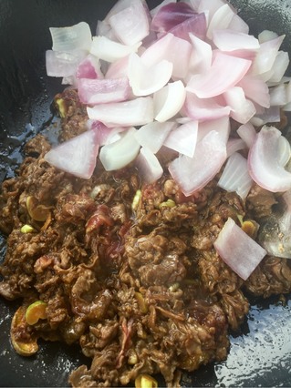 <a href=/shicai/rouqin/FeiNiu/index.html target=_blank><u>肥牛</u></a>时蔬饭