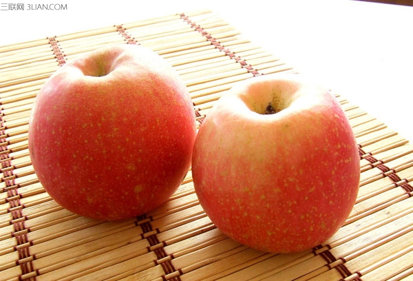 <a href=/shicai/guopin/PingGuo/index.html target=_blank><u>苹果</u></a>