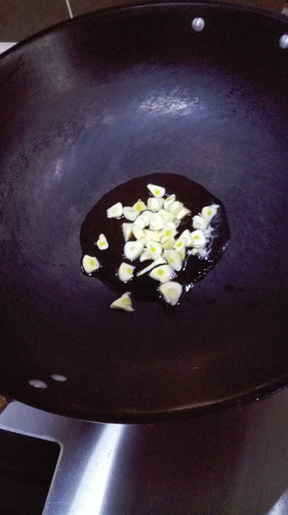 蒜蓉<a href=/shicai/shucai/XiLanHua/index.html target=_blank><u>西兰花</u></a>