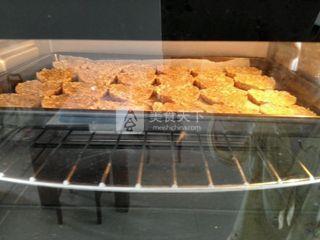 低热量<a href=/shicai/guopin/XianJiao/index.html target=_blank><u>香蕉</u></a><a href=/shicai/mimian/YanMai/index.html target=_blank><u>燕麦</u></a>片