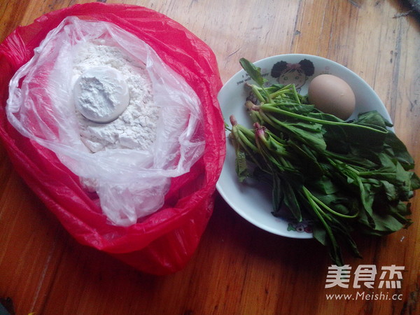 <a href=/shicai/shucai/BoCai/index.html target=_blank><u>菠菜</u></a><a href=/shicai/rouqin/JiDan/index.html target=_blank><u>鸡蛋</u></a>饼的做法