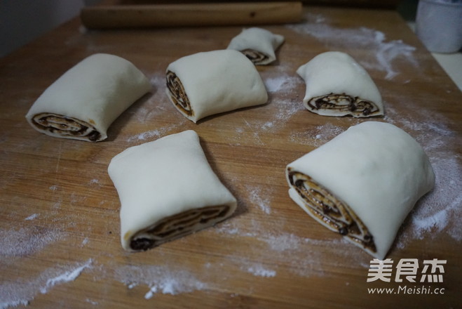 #香雪面粉#<a href=/shicai/guopin/ZhiMa/index.html target=_blank><u>芝麻</u></a>酱糖饼的做法