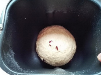 红糖黑麦乳酪<a href=/shicai/mimian/MianBao/index.html target=_blank><u>面包</u></a>步骤4