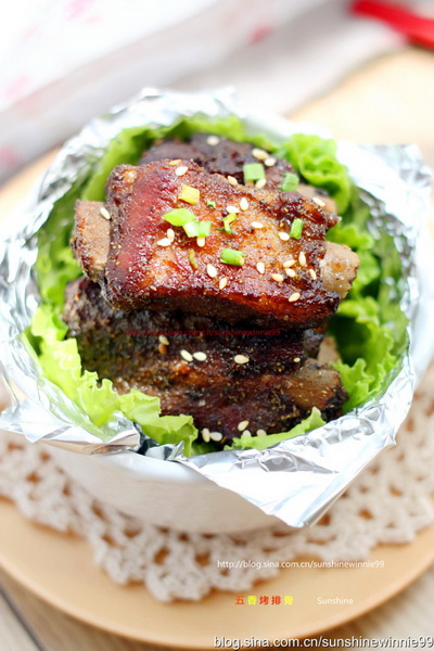 五香烤<a href=/shicai/rouqin/PaiGu/index.html target=_blank><u>排骨</u></a>