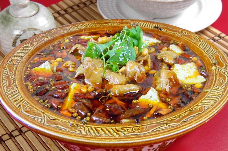 肥肠炖<a href=/shicai/mimian/DouFu/index.html target=_blank><u>豆腐</u></a>1