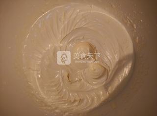 爱心<a href=zt/qifengdg target=_blank><u>戚风蛋糕</u></a>卷