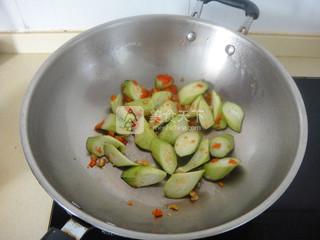 剁椒沙茶酱<a href=/shicai/rouqin/NiuRou/index.html target=_blank><u>牛肉</u></a>片