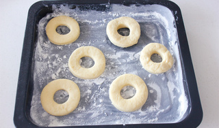 蛋糕甜甜圈