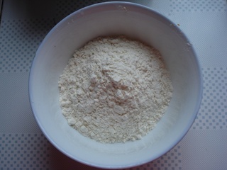 <a href=/shicai/guopin/CaoMei/index.html target=_blank><u>草莓</u></a>鲜奶华夫饼