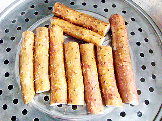 <a href=/shicai/shucai/GuiHua/index.html target=_blank><u>桂花</u></a><a href=/shicai/shucai/ShanYao/index.html target=_blank><u>山药</u></a>糕