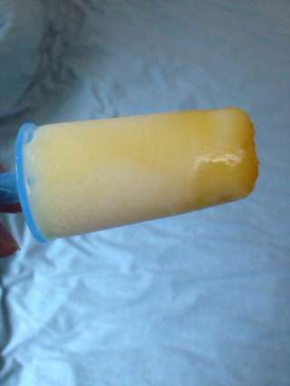 <a href=/shicai/guopin/ChengZiChengZi/index.html target=_blank><u>橙子</u></a>果酱<a href=/shicai/mimian/SuanNai/index.html target=_blank><u>酸奶</u></a>雪糕