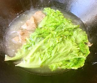 <a href=/shicai/rouqin/PaiGu/index.html target=_blank><u>排骨</u></a><a href=/shicai/mimian/MiXian/index.html target=_blank><u>米线</u></a>