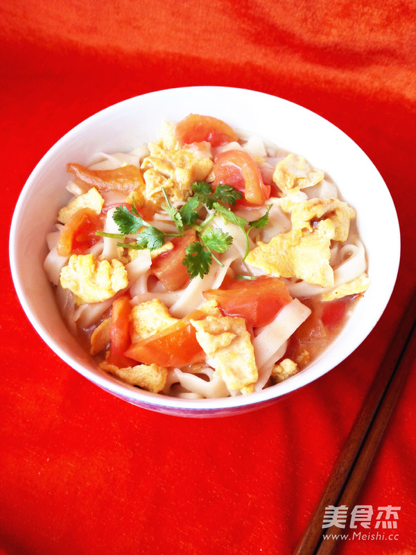 <a href=/shicai/shucai/XiHongShi/index.html target=_blank><u>西红柿</u></a>打卤面的做法