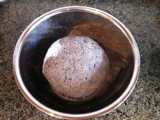 <a href=/shicai/guopin/HeiZhiMa/index.html target=_blank><u>黑<a href=/shicai/guopin/ZhiMa/index.html target=_blank><u>芝麻</u></a></u></a>馒头卷