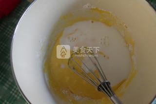 裱花卡仕达<a href=/shicai/mimian/MianBao/index.html target=_blank><u>面包</u></a>