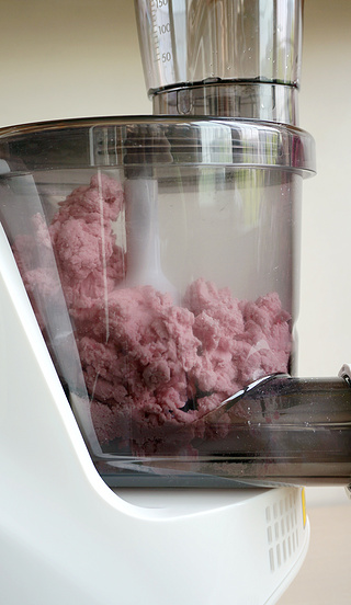 <a href=/shicai/rouqin/ZhuRou/index.html target=_blank><u>猪肉</u></a><a href=/shicai/guopin/Xing/index.html target=_blank><u>杏</u></a>鲍菇水饺