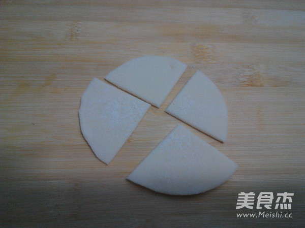 肉末炒<a href=/shicai/mimian/JiaoZiPi/index.html target=_blank><u>饺子皮</u></a>的做法