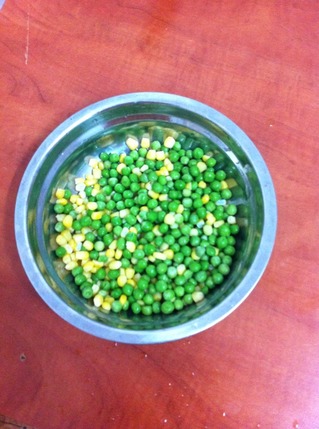 <a href=/shicai/rouqin/PaiGu/index.html target=_blank><u>排骨</u></a>杂蔬饭