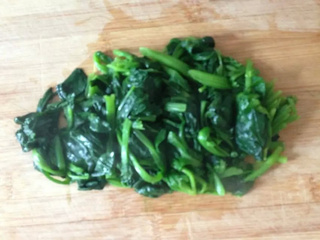 <a href=/shicai/shucai/BoCai/index.html target=_blank><u>菠菜</u></a><a href=/shicai/rouqin/JiDan/index.html target=_blank><u>鸡蛋</u></a>卷