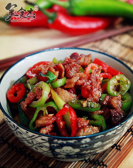 <a href=zt/njxcr target=_blank><u>农家小炒肉</u></a>Jq.jpg