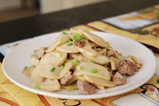 <a href=/shicai/guopin/Xing/index.html target=_blank><u>杏</u></a>鲍菇炒肉