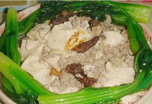 怎么做<a href=/shicai/rouqin/YangDu/index.html target=_blank><u>羊肚</u></a>菌烧<a href=/shicai/mimian/DouFu/index.html target=_blank><u>豆腐</u></a>？