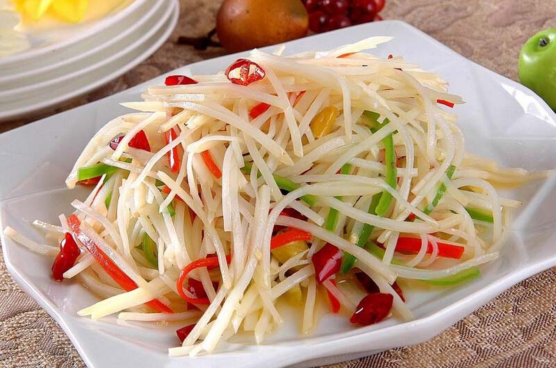 炝拌<a href=/shicai/shucai/TuDou/index.html target=_blank><u>土豆</u></a>丝2