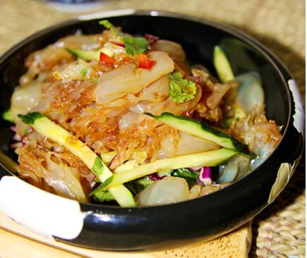 下酒凉菜<a href=/shicai/diaoweipin/ChenCu/index.html target=_blank><u>陈<a href=/shicai/diaoweipin/Cu/index.html target=_blank><u>醋</u></a></u></a><a href=/shicai/shuichanpin/HaiZheTou/index.html target=_blank><u><a href=/shicai/shuichanpin/HaiZhe/index.html target=_blank><u>海蜇</u></a>头</u></a>怎么做?